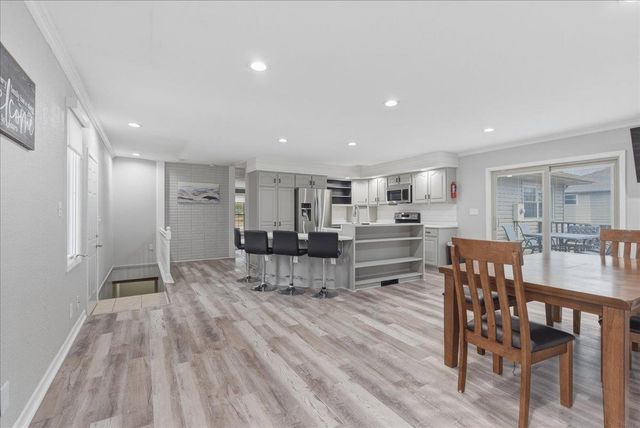 4028 Rownd Street, Cedar Falls, IA 50613