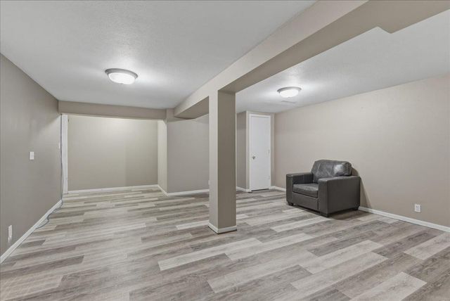 4028 Rownd Street, Cedar Falls, IA 50613