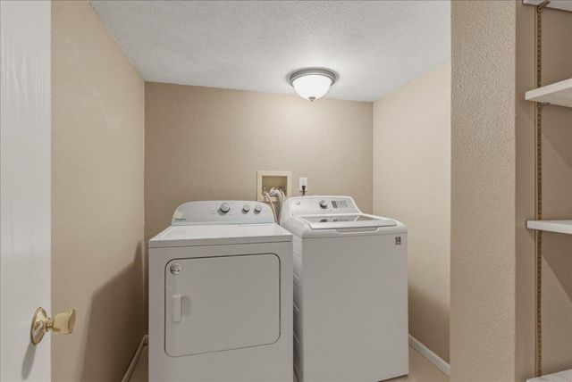 4028 Rownd Street, Cedar Falls, IA 50613