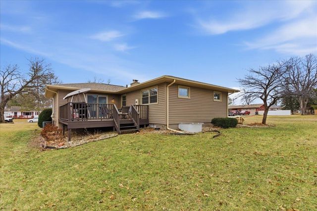 4028 Rownd Street, Cedar Falls, IA 50613