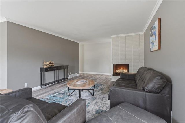 4028 Rownd Street, Cedar Falls, IA 50613