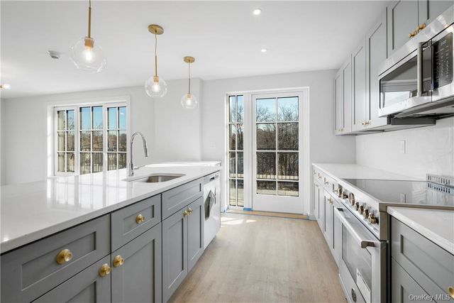 139 Fifth Avenue 5c, Pelham, NY 10803