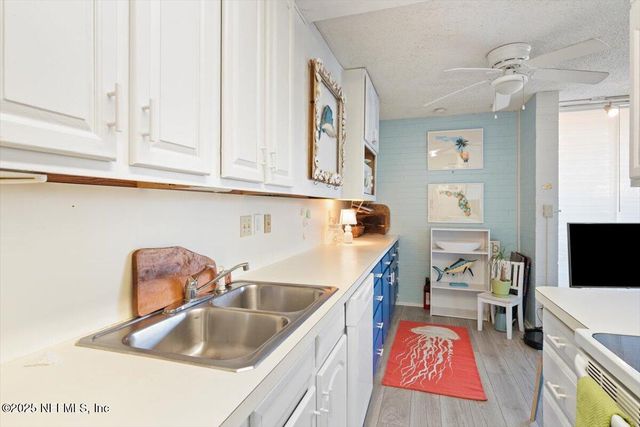 901 OCEAN Boulevard 1, Atlantic Beach, FL 32233