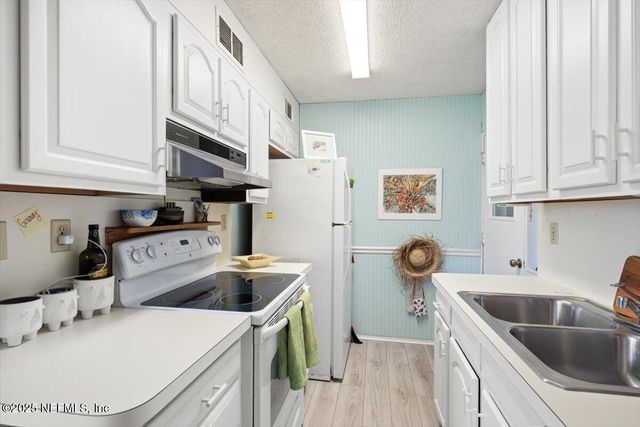 901 OCEAN Boulevard 1, Atlantic Beach, FL 32233