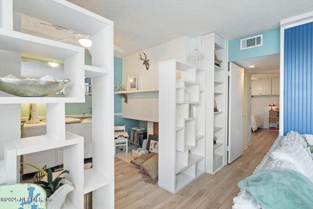 901 OCEAN Boulevard 1, Atlantic Beach, FL 32233