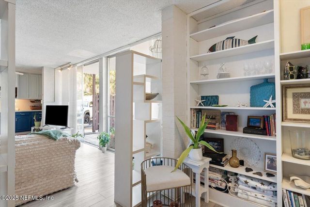 901 OCEAN Boulevard 1, Atlantic Beach, FL 32233