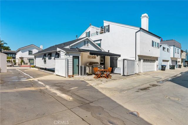 306 Alvarado Place, Newport Beach, CA 92661