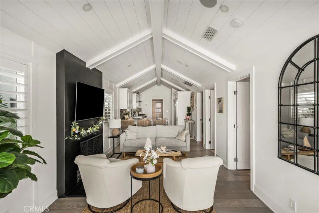 306 Alvarado Place, Newport Beach, CA 92661