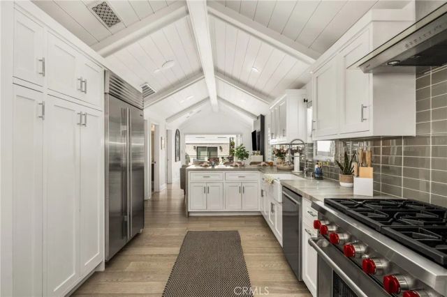 306 Alvarado Place, Newport Beach, CA 92661