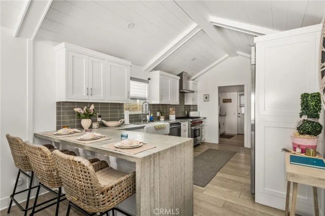 306 Alvarado Place, Newport Beach, CA 92661