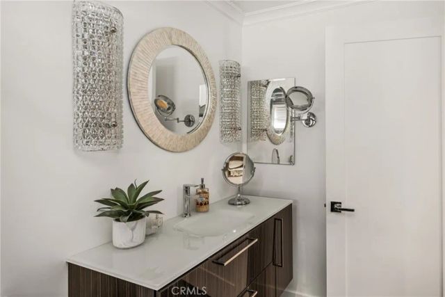 306 Alvarado Place, Newport Beach, CA 92661