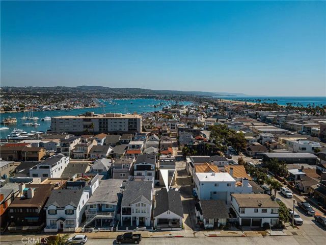 306 Alvarado Place, Newport Beach, CA 92661
