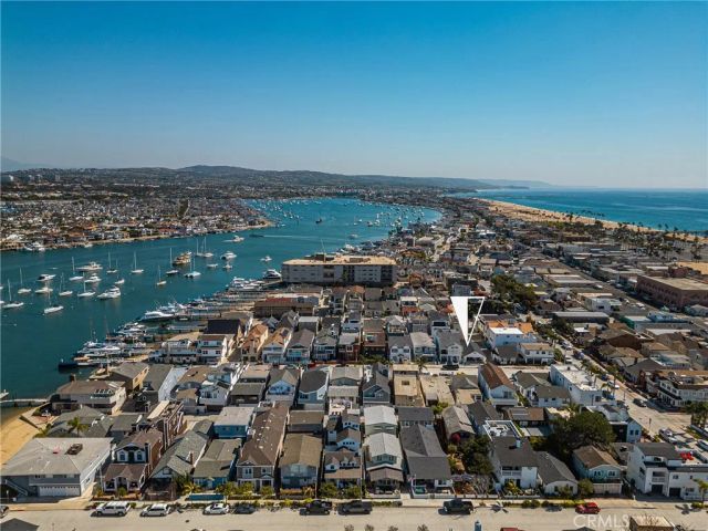306 Alvarado Place, Newport Beach, CA 92661