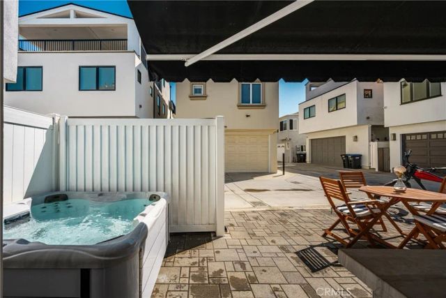 306 Alvarado Place, Newport Beach, CA 92661