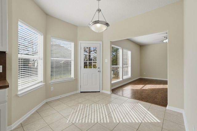 12553 Canyon Hill Drive, Willis, TX 77318