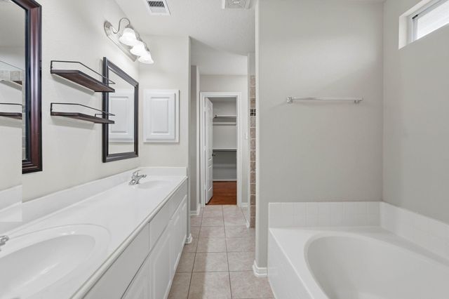 12553 Canyon Hill Drive, Willis, TX 77318