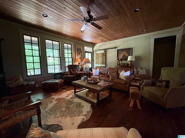 1406 HIGHWAY 22, Alexander City, AL 35010