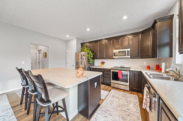 1908 Branch Place, Lancaster, OH 43130