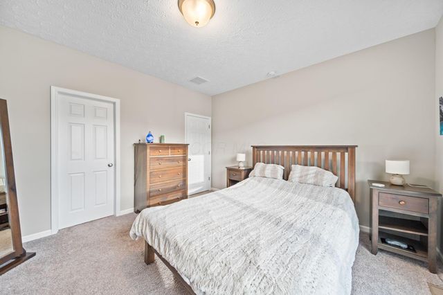 1908 Branch Place, Lancaster, OH 43130