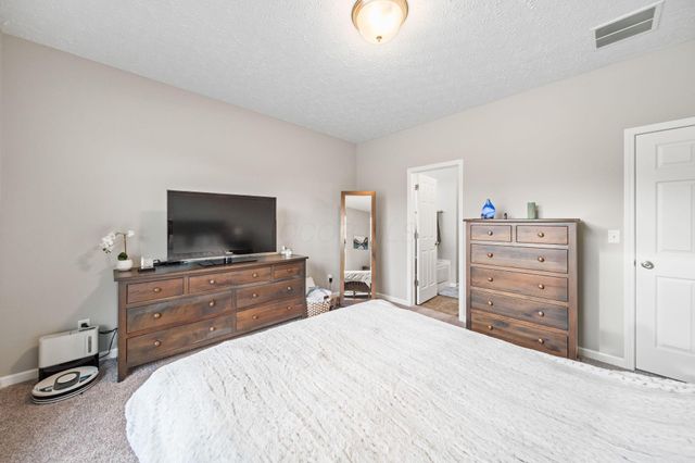 1908 Branch Place, Lancaster, OH 43130