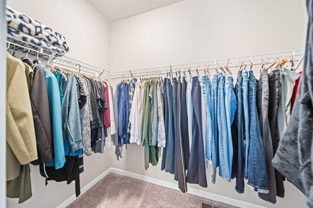 1908 Branch Place, Lancaster, OH 43130