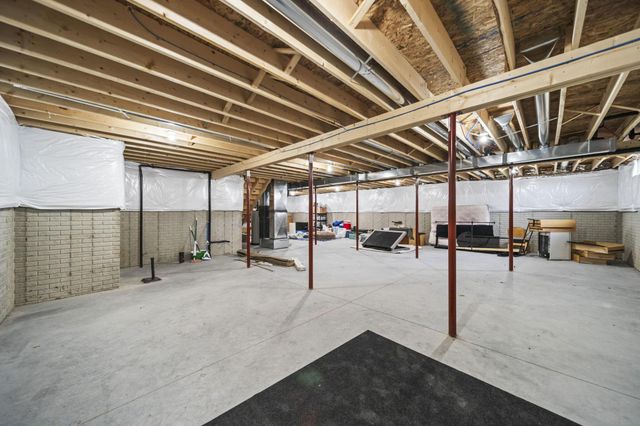 1908 Branch Place, Lancaster, OH 43130