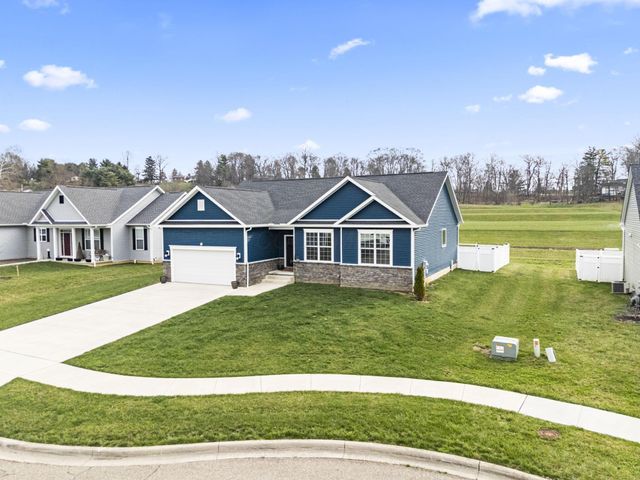 1908 Branch Place, Lancaster, OH 43130