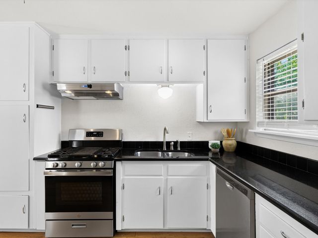 3705 Lafayette Avenue, Fort Worth, TX 76107