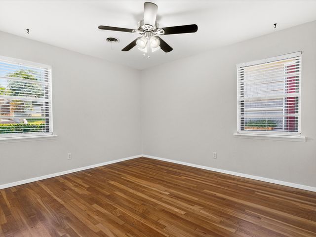 3705 Lafayette Avenue, Fort Worth, TX 76107