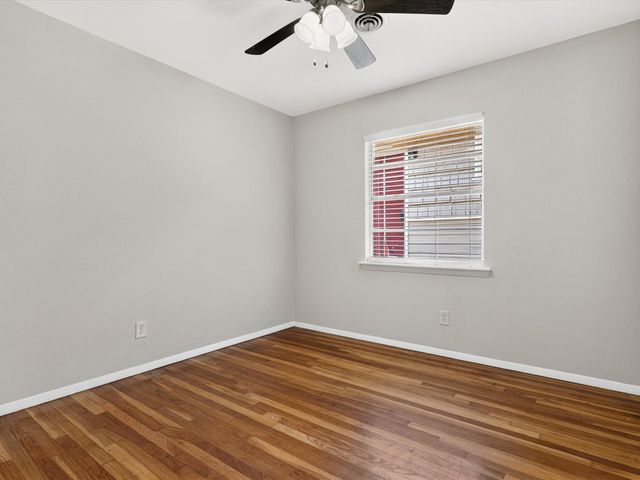 3705 Lafayette Avenue, Fort Worth, TX 76107