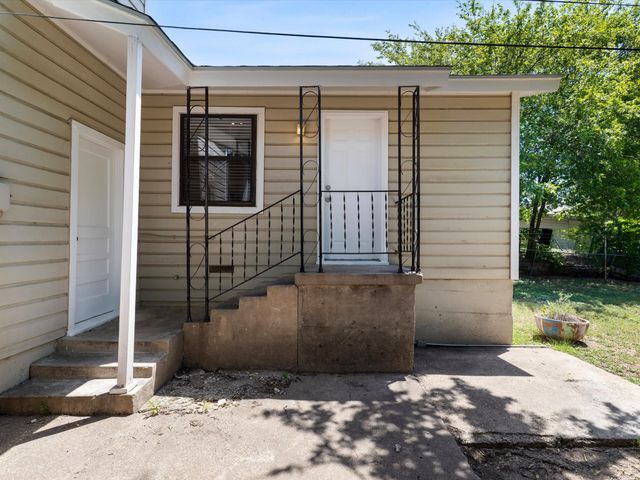 3705 Lafayette Avenue, Fort Worth, TX 76107