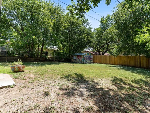 3705 Lafayette Avenue, Fort Worth, TX 76107
