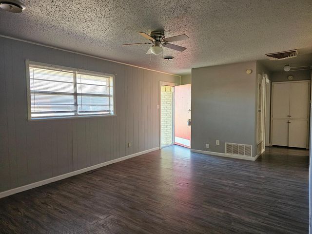 6501 Avenue R, 6503, Lubbock, TX 79412