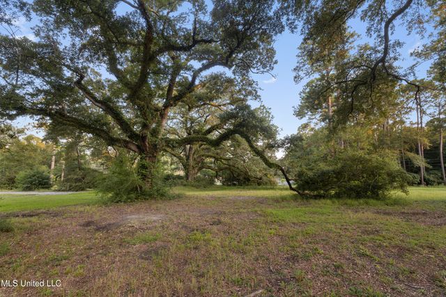 6.37 Acres Dixie Street, Ocean Springs, MS 39564