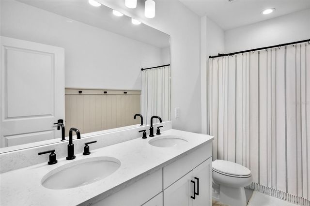 10113 CANAVERAL CIRCLE, Sarasota, FL 34241