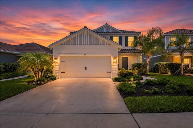 10113 CANAVERAL CIRCLE, Sarasota, FL 34241