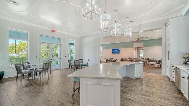 10113 CANAVERAL CIRCLE, Sarasota, FL 34241