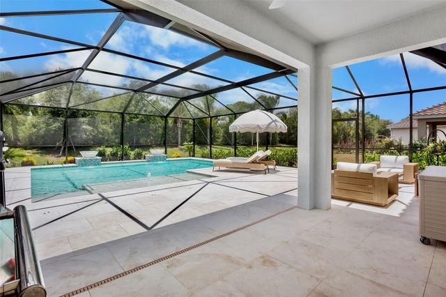 10113 CANAVERAL CIRCLE, Sarasota, FL 34241