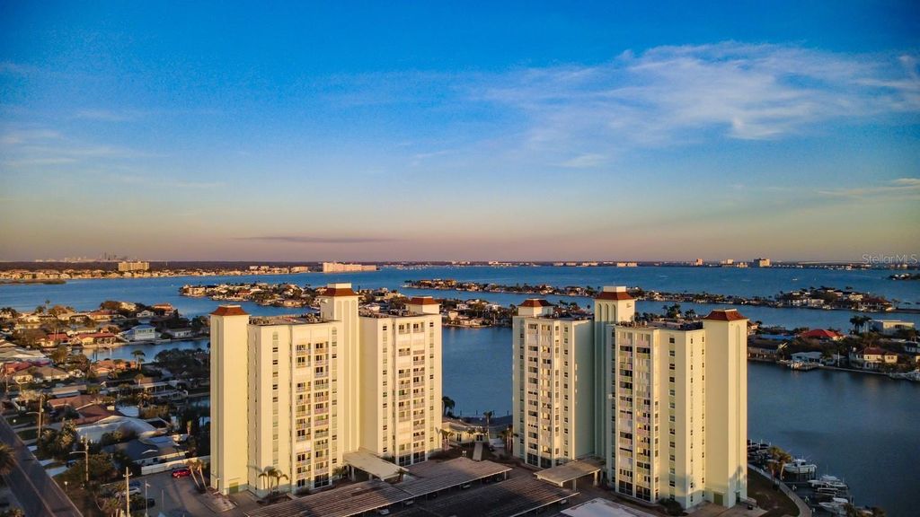 Image 2 of property listing at 400 64TH AVENUE 908, St Pete Beach, FL 33706