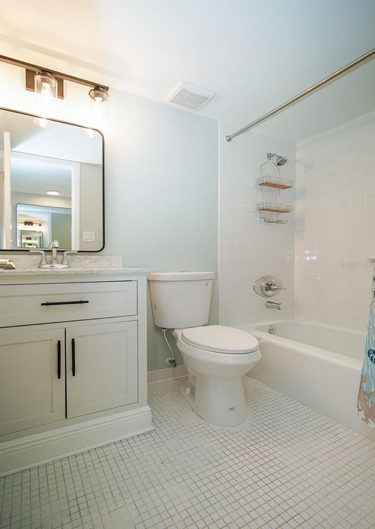 Image 23 of property listing at 400 64TH AVENUE 908, St Pete Beach, FL 33706