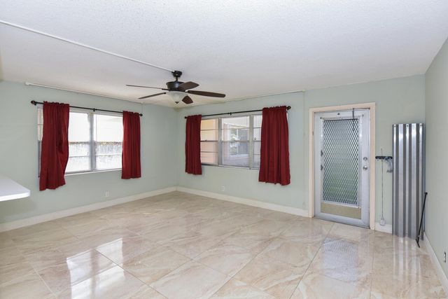 262 Bedford K, West Palm Beach, FL 33417
