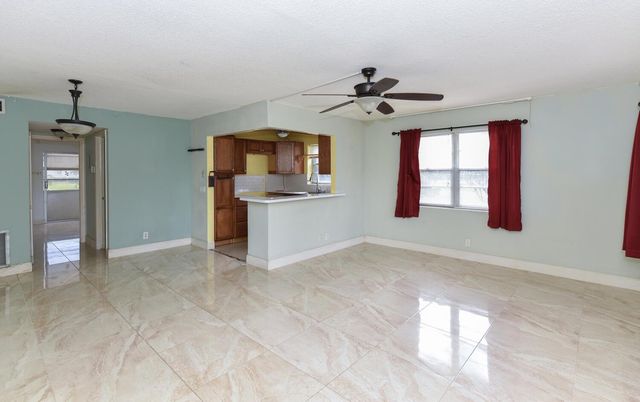262 Bedford K, West Palm Beach, FL 33417