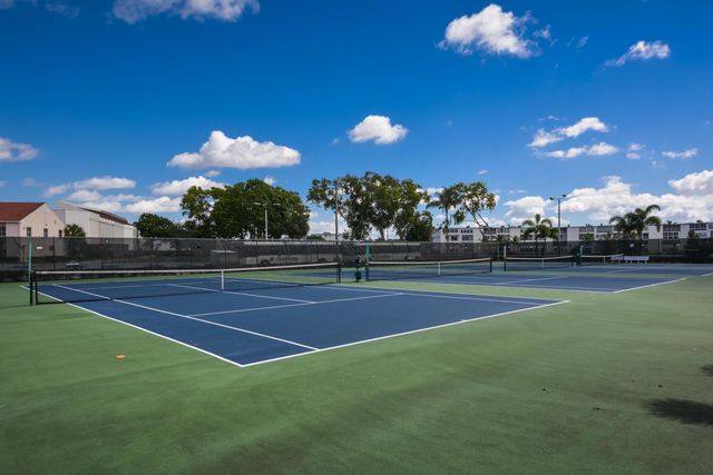 262 Bedford K, West Palm Beach, FL 33417