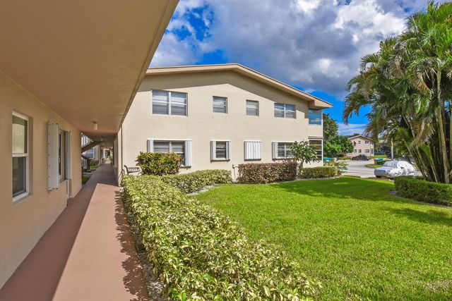 262 Bedford K, West Palm Beach, FL 33417