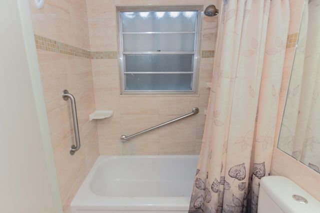 262 Bedford K, West Palm Beach, FL 33417
