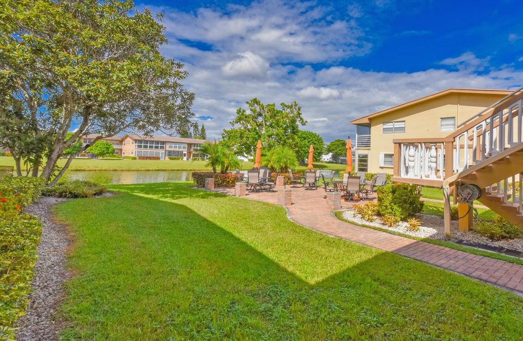 262 Bedford K, West Palm Beach, FL 33417