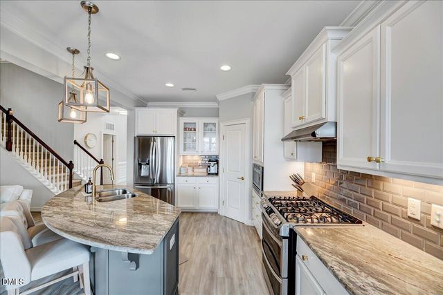 1908 Abniki Drive, Fuquay Varina, NC 27526