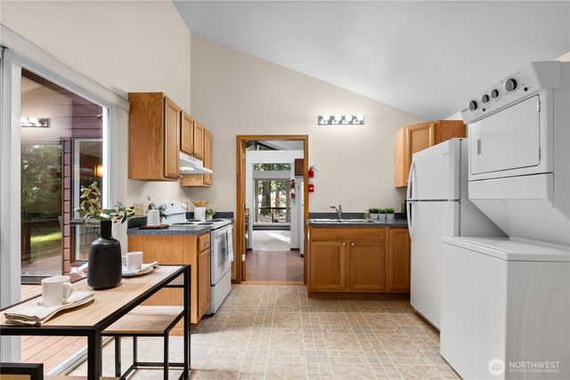 103 Windward Drive, Bellingham, WA 98229