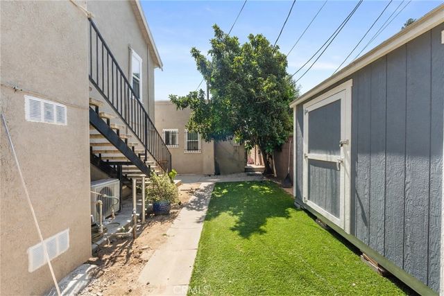 3629 W 58th Place 1/2, Los Angeles, CA 90043