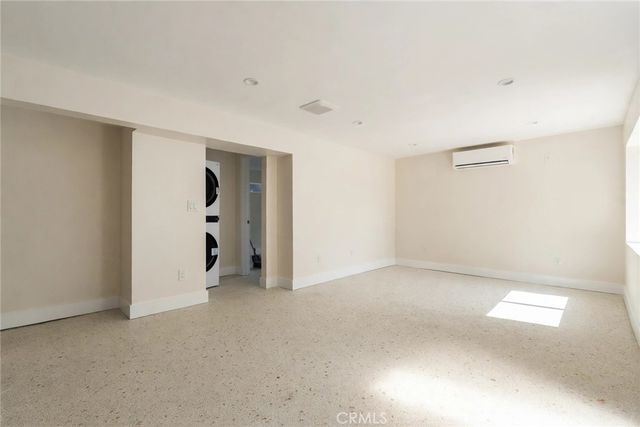 3629 W 58th Place 1/2, Los Angeles, CA 90043